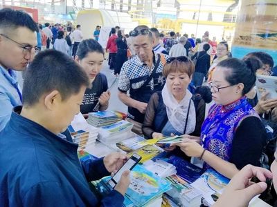 鄂托克前旗文化旅游广电局抓业务工作落实 全面推动文化旅游繁荣发展